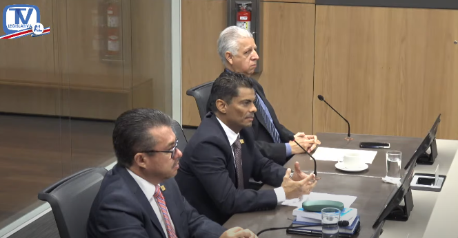 Fiscal General se fija como meta anual disminuir un 45% las causas con más de dos años de existencia