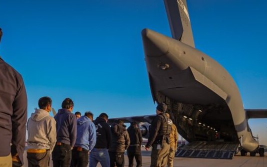 Costa Rica colaborará con EEUU en repatriación de inmigrantes: 200 de Asia y la India llegan este miércoles