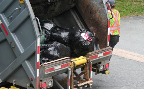 Municipalidades de Limón tomarán acciones legales ante inicio de traslado de basura a cantones de la provincia