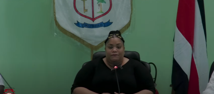 Alcaldesa de Limón anuncia que acudirá a la Sala Constitucional para evitar que residuos de la GAM se trasladen a la provincia