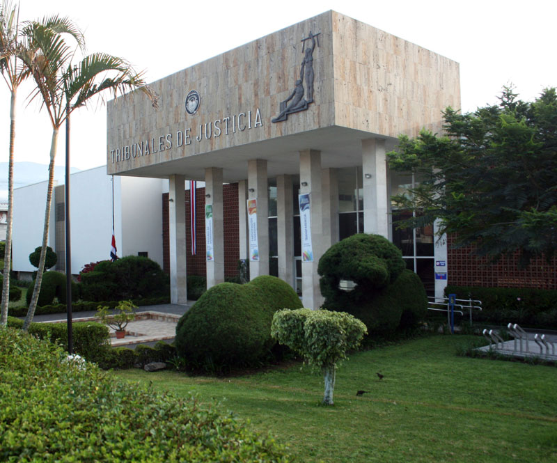 Sujeto sospechoso de retener a su familia quedó en libertad y asegura que es un ‘invento’ de su expareja