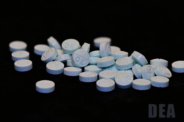 Ministra de Salud califica de ‘preocupante’ decomiso de pastillas de fentanilo en centro de San José
