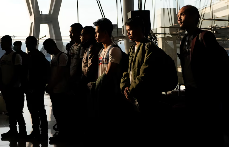 Israel anunció que le concederá la residencia permanente a los cinco ciudadanos tailandeses liberados por Hamas en Gaza