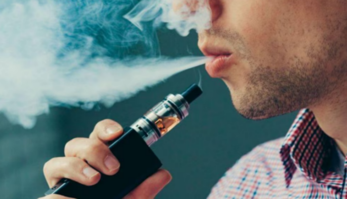 Salud reporta 25 casos de intoxicación por vapeo: La mayoría en menores de edad