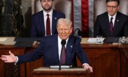 Trump habló ante el Capitolio: fue conciliatorio con Zelensky, defendió la política migratoria y ratificó la imposición de aranceles