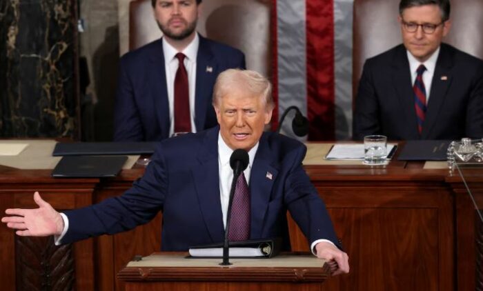 Trump habló ante el Capitolio: fue conciliatorio con Zelensky, defendió la política migratoria y ratificó la imposición de aranceles