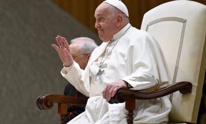 El papa Francisco pasó una “noche tranquila” tras difundir su primer mensaje de audio desde el hospital