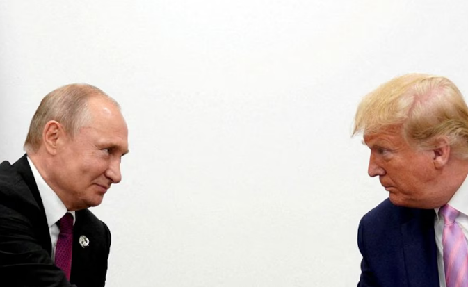 Donald Trump aseguró estar furioso con Putin y amenazó con nuevos aranceles al petróleo ruso