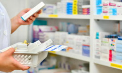 COPROCOM demanda al Estado por decreto que regula márgenes de medicamentos