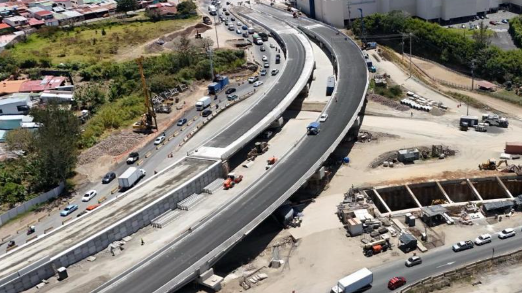 ¡Atención conductores! Paso elevado en La Lima se habilita este lunes