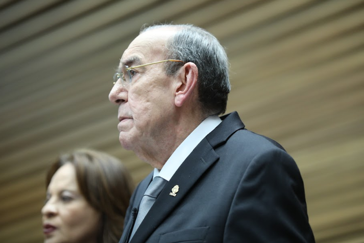 Rodrigo Arias califica de «chantaje» negativa del Presidente a nombrar ministro de la Presidencia