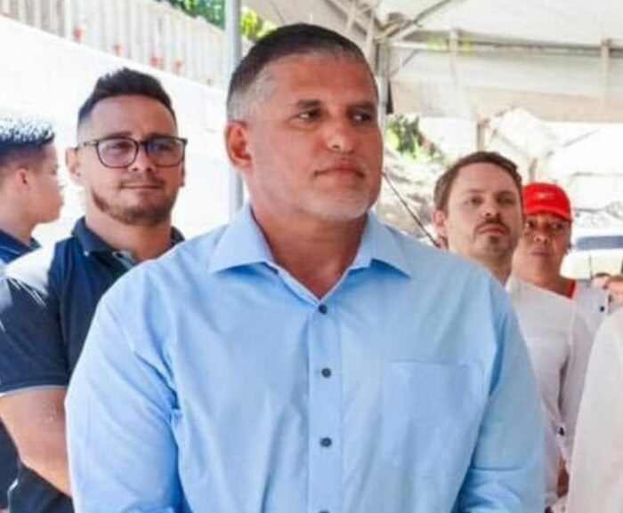 Fiscalía abrió nuevo expediente contra exministro Batalla por supuesto abuso sexual