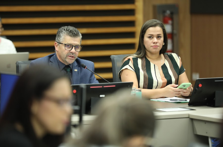 Diputados archivan proyecto de Ley que buscaba el cierre de la DIS