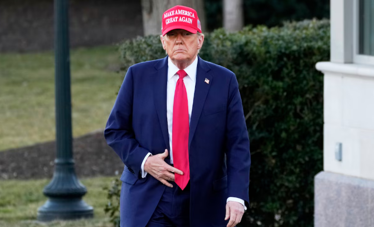Trump apuesta al desgaste de Zelenski y aguarda la propuesta de tregua con Rusia que diseñan Reino Unido y Francia