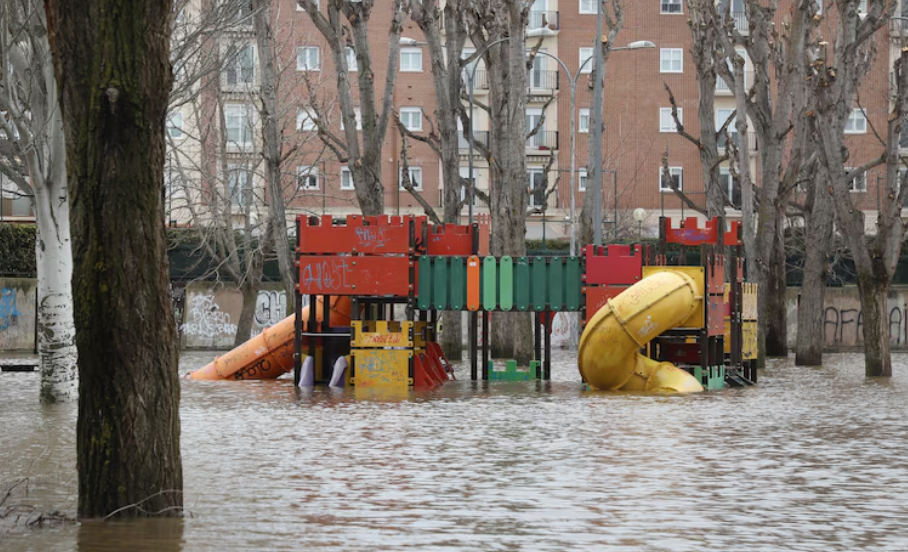 Tormenta Martinho en España: Madrid atraviesa una “situación de estabilidad” mientras se producen importantes inundaciones en Ávila
