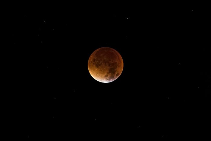 “Luna Roja”: Eclipse total de Luna será visible en Costa Rica este jueves