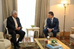 Panamá y el Pentágono analizan una fórmula de compensación por los peajes cobrados a buques de EEUU que cruzan el Canal