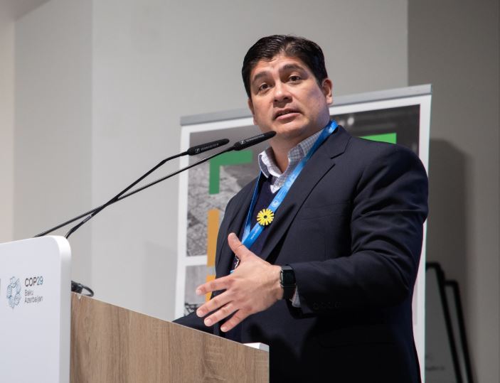 Juzgado desestima causa contra expresidente Alvarado por viaje familiar a Guanacaste en 2020