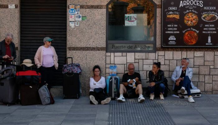 Tras ocho horas de un apagón histórico, España comienza de a poco a recuperar el suministro eléctrico