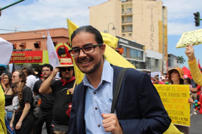 Frente Amplio respalda iniciativa «Agenda Viva» como base para ‘construir alianzas políticas y sociales’