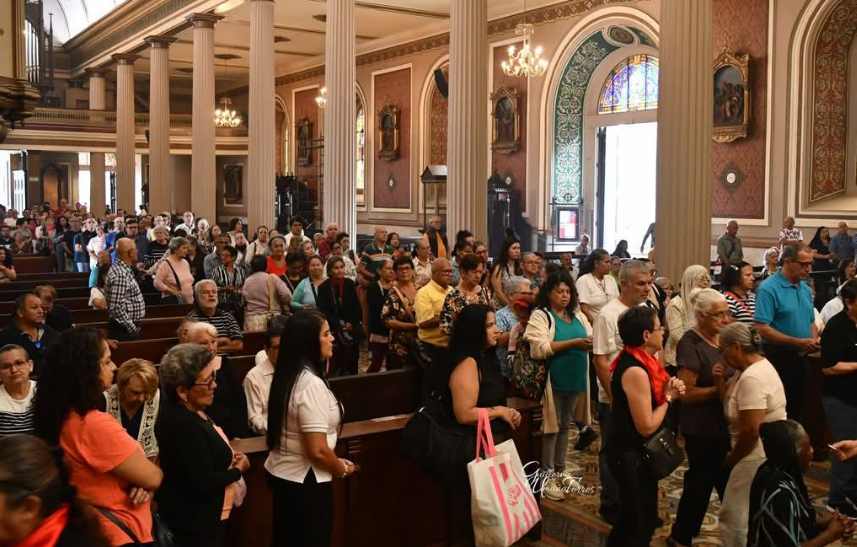 ¿Cuáles son los horarios de las actividades de Semana Santa?