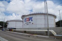 Coprocom respalda abrir monopolio de combustibles y señala deficiencias en plan para cerrar RECOPE