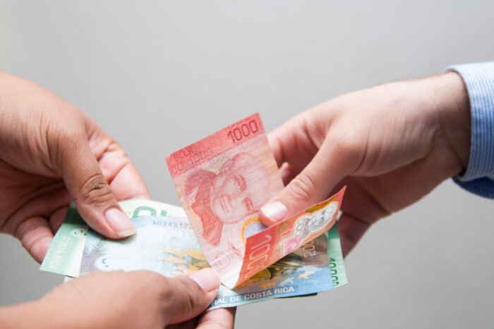 Disminuye número de asalariados que gana menos del salario mínimo: 9,3% de trabajadores continúa en esa condición