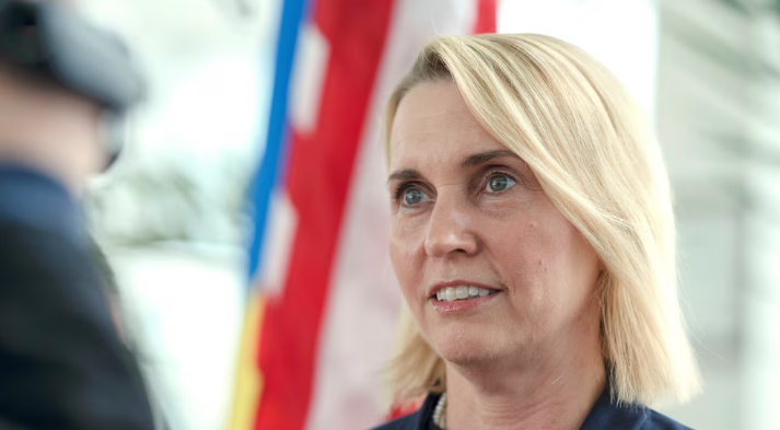 La Embajadora de Estados Unidos en Ucrania renunció a su cargo en medio de las negociaciones de paz con Rusia