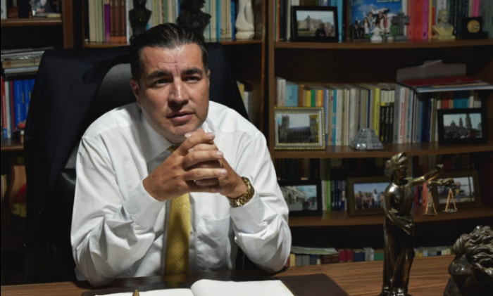 Precandidato presidencial del PNG defiende que agrupación política no es un “partido taxi”