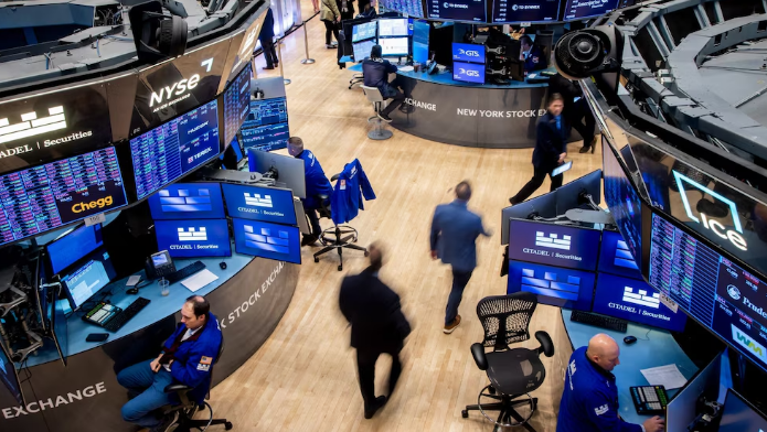 Wall Street y las bolsas europeas sufren nuevos sacudones en el cierre de una semana corta por el Viernes Santo
