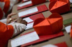 Qué ocurrirá hoy en el Cónclave: cuántas veces más votarán y a qué hora se espera otra fumata