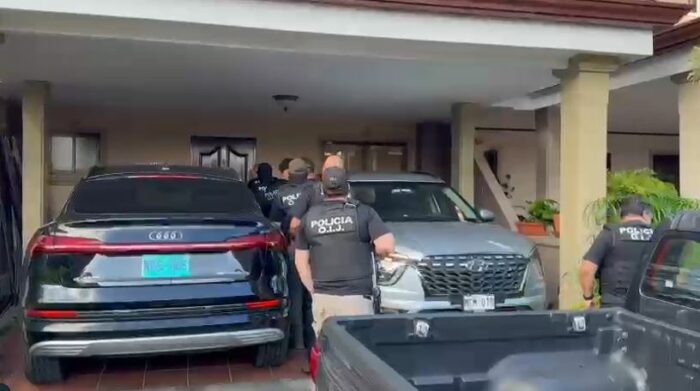 Abogado de Mauricio Batalla cree que su cliente no debería cumplir medidas cautelares por el caso “Pista Oscura”