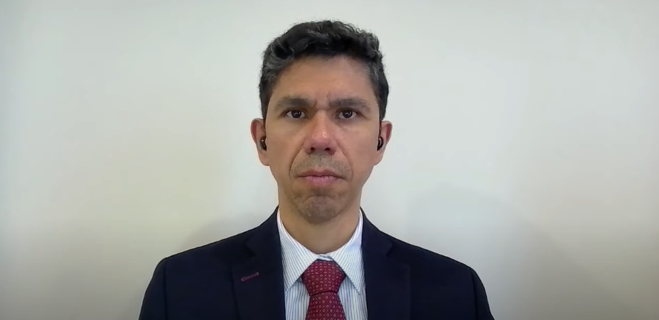 Luis Amador hizo llamado público a la ‘unión’ y lanzó críticas al Presidente Rodrigo Chaves