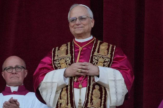 Robert Prevost fue elegido como el sucesor de Francisco: Llevará el nombre de León XIV