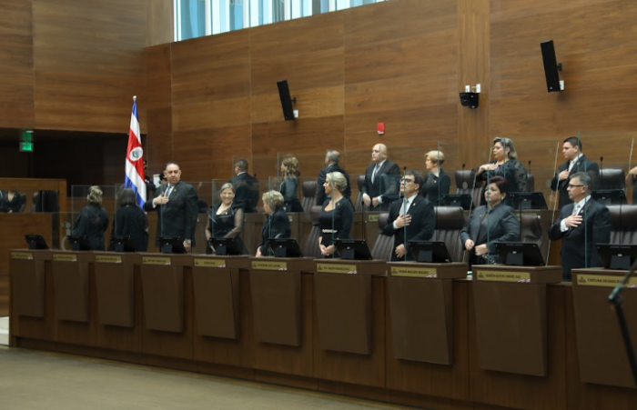 Mayoría de fracciones legislativas apoyarán resello a plan que permitiría allanamientos las 24 horas del día