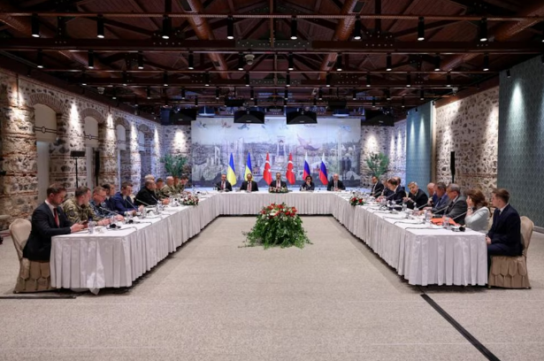 Terminó la primera sesión de las negociaciones de paz entre Ucrania y Rusia en Estambul: qué planteó cada parte