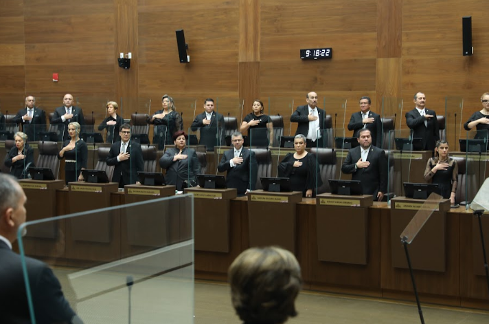 Gobierno analiza si convoca proyectos vetados durante sesiones extraordinarias