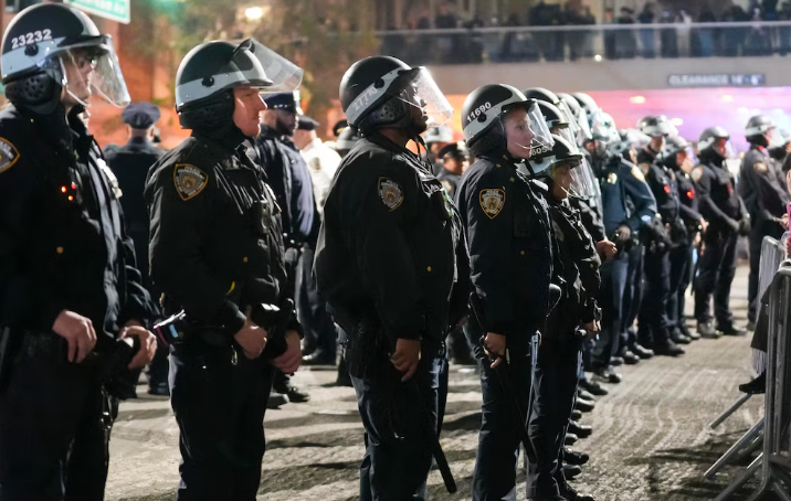 Alerta por antisemitismo: Nueva York reforzó la seguridad de los centros judíos tras el doble homicidio en Washington