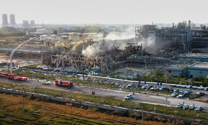 Así quedó la planta química que estalló en China: cinco muertos, seis desaparecidos, 19 heridos y decenas de casas destrozadas