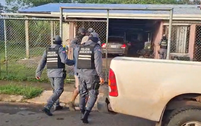 Allanamientos en Zona Sur y Norte buscan dar con banda sospechosa de tráfico de migrantes