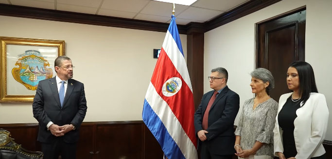 Gobierno destituyó a Junta Directiva del Banco Nacional y juramentó miembros temporales