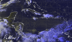 CNE declara alerta verde en casi todo el país por el paso de la Onda Tropical No. 3