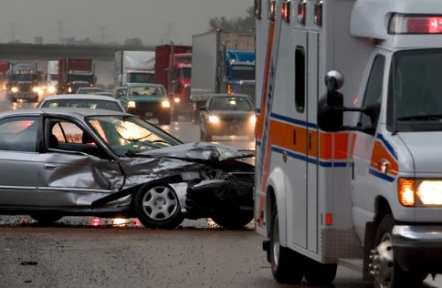 Colapsos viales en carretera General Cañas tras accidente mortal