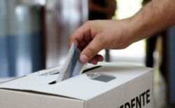 7 de cada 10 ticos piensa que las personas mejor preparadas académicamente deberían gobernar el país