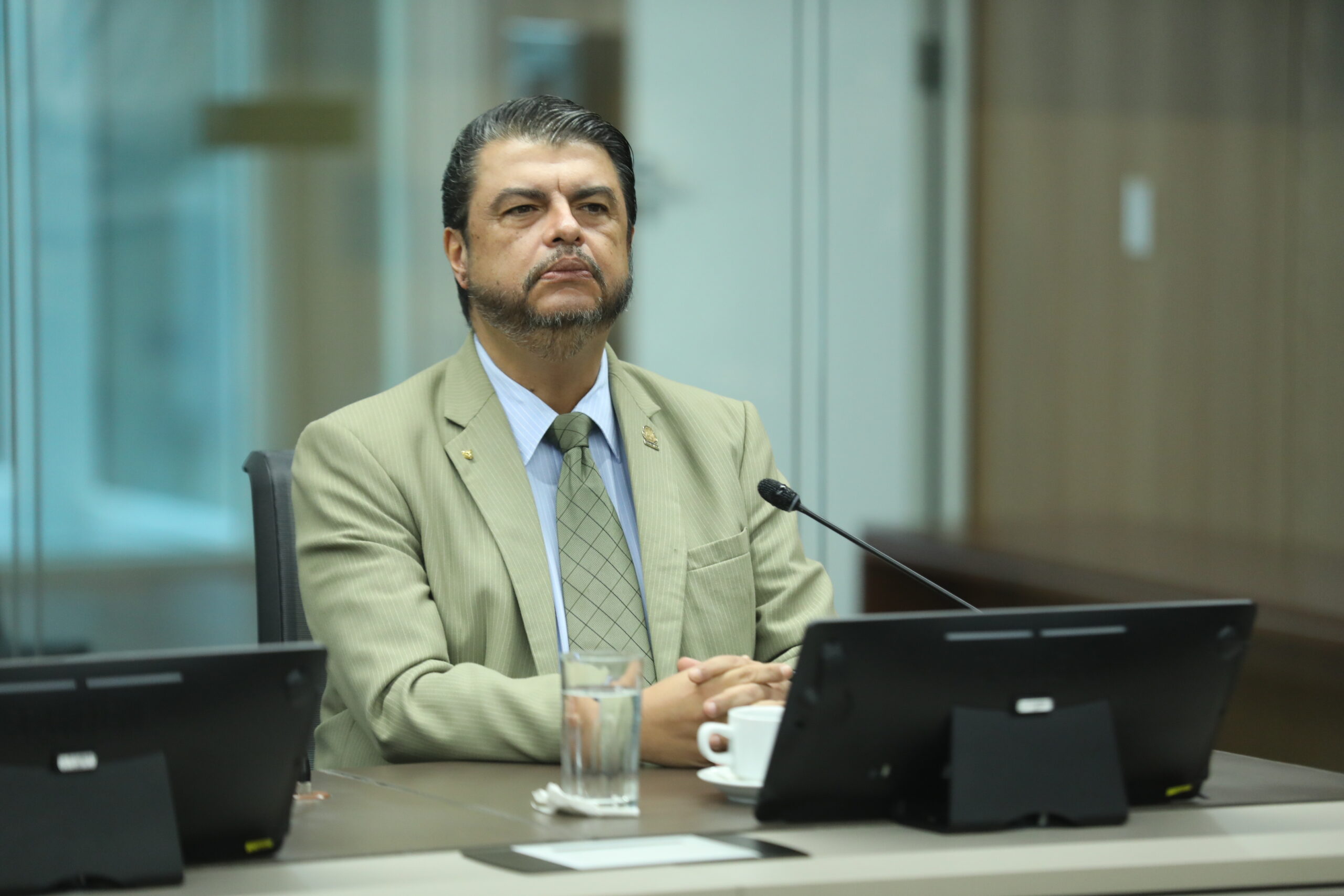 Ministro espera que certificado médico de Celso Gamboa no impida aplicar la Ley y concretar extradición