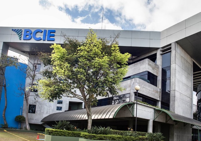 BCIE alcanza resultados históricos bajo liderazgo de la costarricense Gisela Sánchez