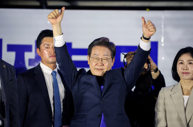 Quién es Lee Jae-myung, el nuevo presidente de Corea del Sur que asume el poder con una causa judicial abierta