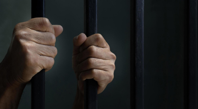 Entra a regir Ley que sanciona con cárcel a quienes recluten menores de edad para cometer delitos
