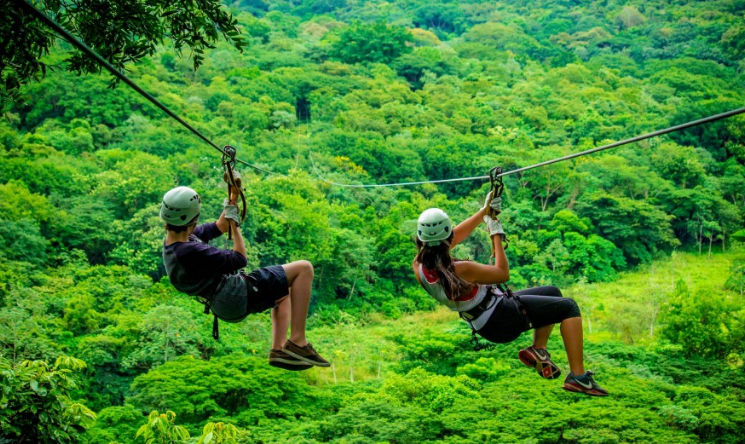 Diputado propone crear Política Nacional de Turismo para fortalecer sector en el país