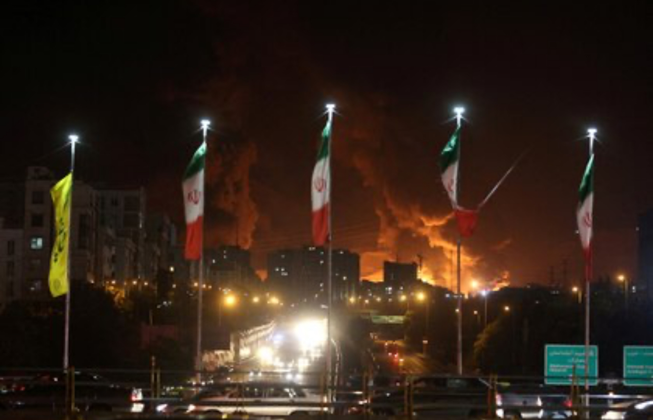 El régimen de Irán confirmó los ataques de EEUU contra sus plantas nucleares